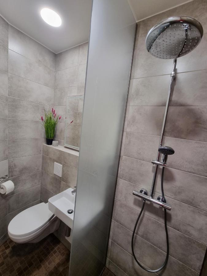 Kristella Kesklinna Apartment ハープサル エクステリア 写真